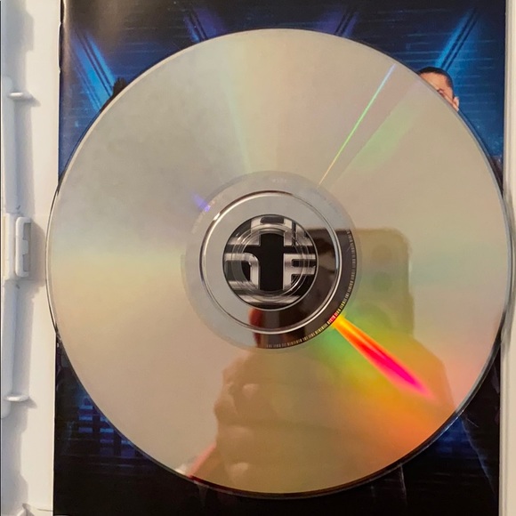 The black eyed peas experience Wii game - Picture 3 of 3